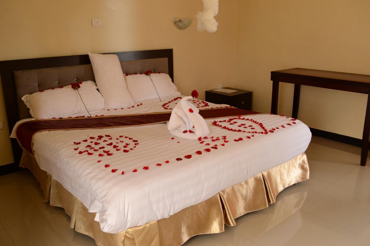 Lakemark Hotel And Tour Service Бахр-Дар Экстерьер фото