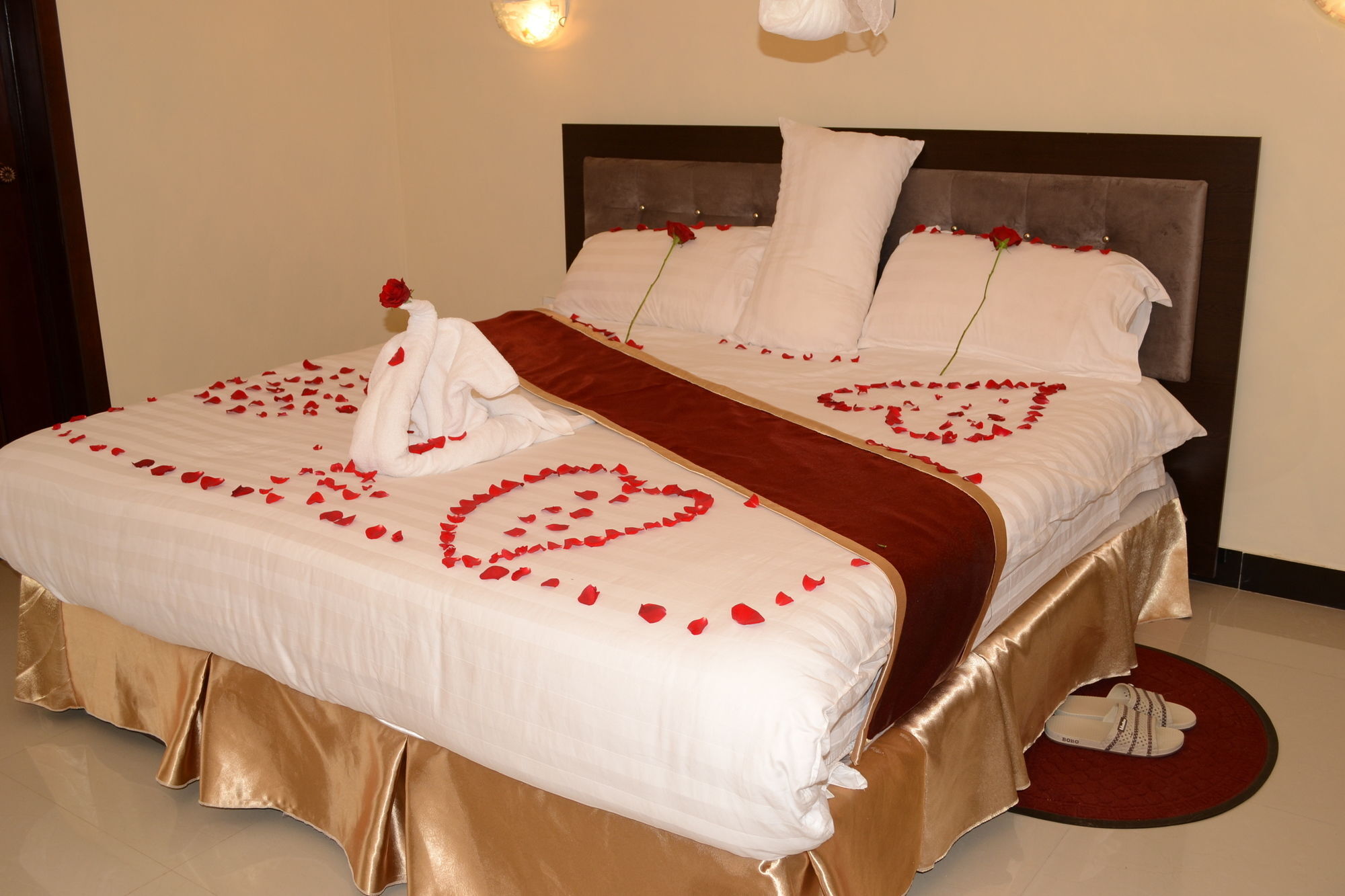 Lakemark Hotel And Tour Service Бахр-Дар Экстерьер фото