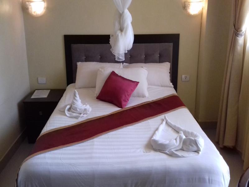 Lakemark Hotel And Tour Service Бахр-Дар Экстерьер фото